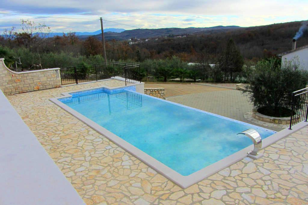 Villa Lara Karojba Pokoj fotografie
